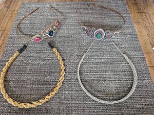 lot 6 image: 4-Fancy Metal Head Bands (Jewels, Rhinestones, Gold Scroll)
