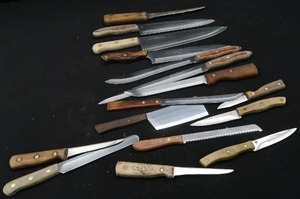 lot 84 image: 16 DIFFERENT KITCHEN KNIVES
