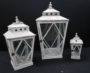 lot 90 image: VINTAGEANTIQUE WOOD AND GLASS LANTERNS