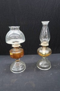 lot 99 image: 2 VINTAGE OIL LAMPS