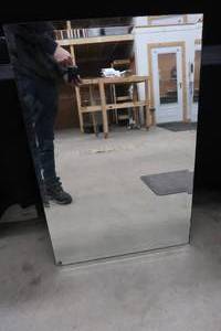 lot 109 image: MIRROR