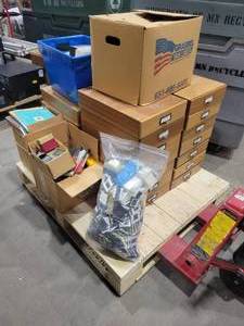 lot 20 image: Pallet of Glass Slides (529957) Old Archeology Dig Sites From Europe and Northern Africa