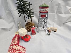 Dept 56 mixed Chrismas
