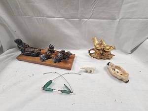 Vintage Wolf Soapstone Inuit Sculpture