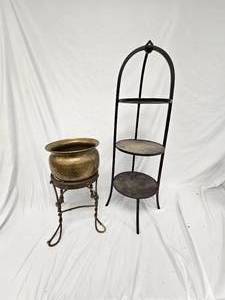 Planter and Plant Shelf