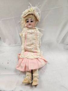 Simon and Halbig LeatherPorcelain Doll