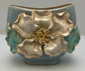 lot 44 image: MCM Sorcha Boru, Art Pottery Floral Vase 7 L x 5 12 H x 3 12 W