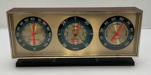 lot 51 image: Vintage Springfield Instrument Company TemperatureBarometer Humidity Station USA Made