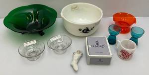 lot 55 image: Vintage Glassware Including Anchor Hocking, Davy Crocket Cup & More