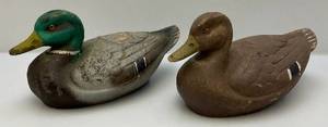 lot 91 image: Vintage General Fiber Co. ARIDUK Mallard Drake & Hen Decoys