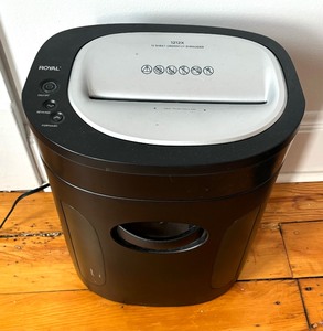 Cross Cut Paper Shredder by Royal