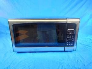 lot 108 image: Hamilton Beach 1.3 Cu. Ft. 1000-Watt Countertop Microwave Oven with Stainless Steel Front