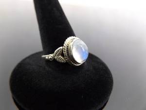 .925 Sterling Silver Moonstone Cabochon Ring Size 7