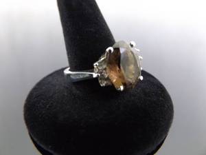.925 Sterling Silver Brown Quartz Zirconia Ring Size 7