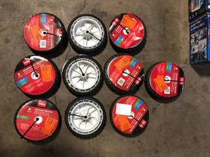 lot 24 image: Lot of 10 Toro Wheels Customer Returns See Pictures
