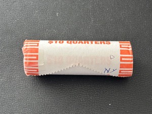 lot 46 image: Roll of New York Quarters