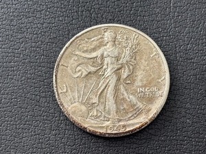 lot 31 image: 1945-D Walking Liberty Half Dollar