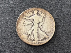 lot 33 image: 1946 Walking Liberty Half Dollar
