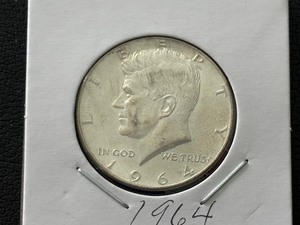 lot 4 image: 1964 Kennedy Half Dollar