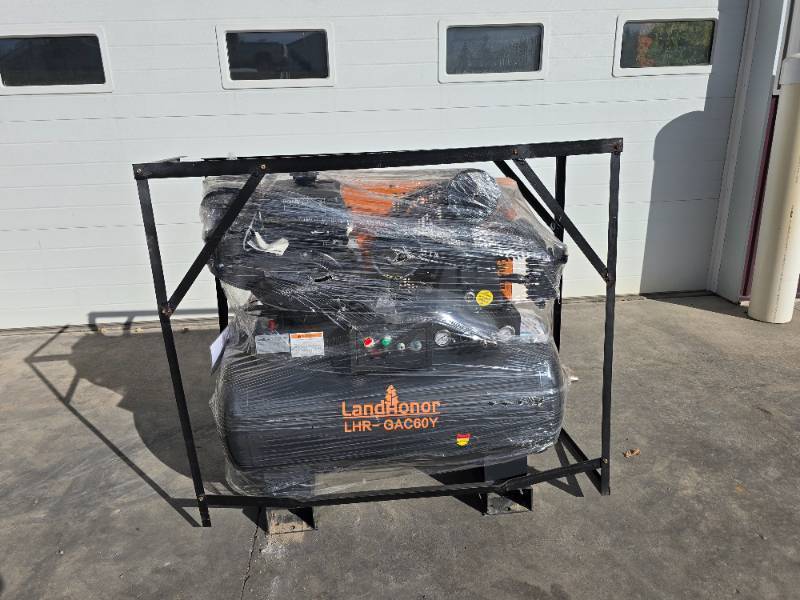 lot 18 image: Landhoner Gas Powered Compressor 14HP