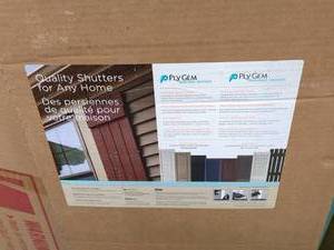 Set of 2 Ply Gem Black Vinyl Exterior Shutters 15 x 51