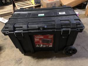 Husky 23 in. 50 Gal. Black Rolling Toolbox with Keyed Lock and Portable Hand Tool Tray Customer Returns See Pictures