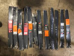 Various Lot of Mulching Blade for Many MTD, Cub Cadet, Troy-Bilt and Craftsman Mowers Replaces OEM 742-0741,942-0741 Customer Returns See pictures