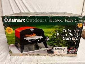 lot 69 image: Cuisinart Outdoor Pizza Oven
