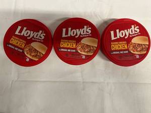 3x 16oz Lloyds Seasoned Shredded Chicken in BBQ Sauce