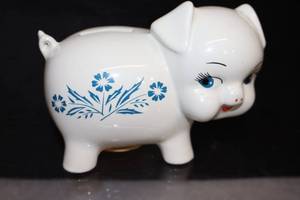 lot 103 image: Rare 1983 Corning-Ware Pig Piggy Bank Blue Cornflower Corning Glass Works in Excellent Vintage Condition wCoin Plug