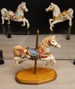lot 109 image: Vintage Ceramic ProjectsCarousel Horse in Three Stages wLargest 12-Inch