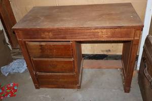 lot 226 image: Vintage Desk Conversion Table...Very Cool and wOriginal Hardware