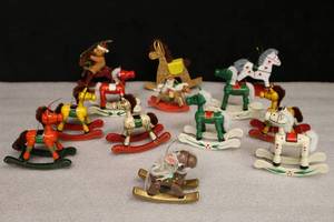 lot 197 image: Vintage Holiday Tree DecorRocking Horse Ornament Collection