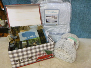 lot 15 image: Comforter and Throws