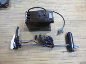 lot 21 image: Trolling Motor and Fish House Heater