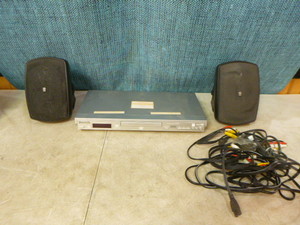 lot 47 image: Panasonic DVDCD Player and Speakers