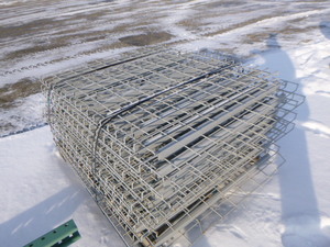 lot 10 image: 20 Pallet Racking 46 X 42 Wire Decks