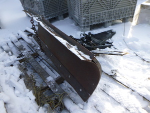lot 125 image: ATV Plow