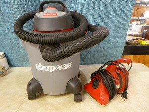 lot 130 image: 2 Vacuum Cleaners