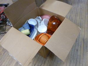 lot 142 image: Food Storage Containers