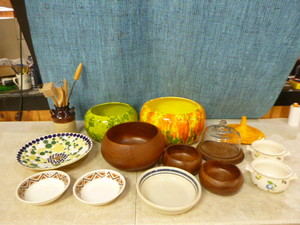lot 149 image: Kitchen Items