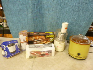lot 150 image: Small Kitchen Appliances