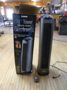 lot 152 image: Lasko Ceramic Tower Heater