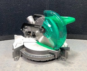lot 4 image: Metabo HPT 10 Single Bevel Compound Corded Miter Saw