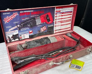 lot 209 image: Milwaukee Super Sawzall