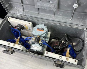 lot 203 image: Gorilla Grips Seam Setter