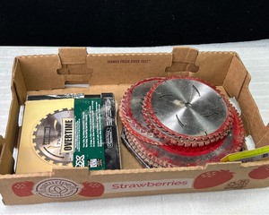lot 235 image: Circular Saw Blades