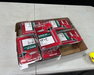 lot 198 image: Red Head 14 x 3 Hammer-Set Anchors