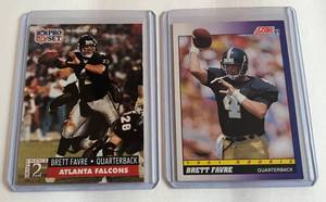 lot 220 image: Brett Favre 2 RC Lot Rookie Football Cards