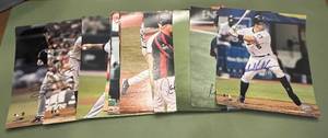 lot 124D image: 14 Signed Minnesota Twins Baseball 8x10 Photos